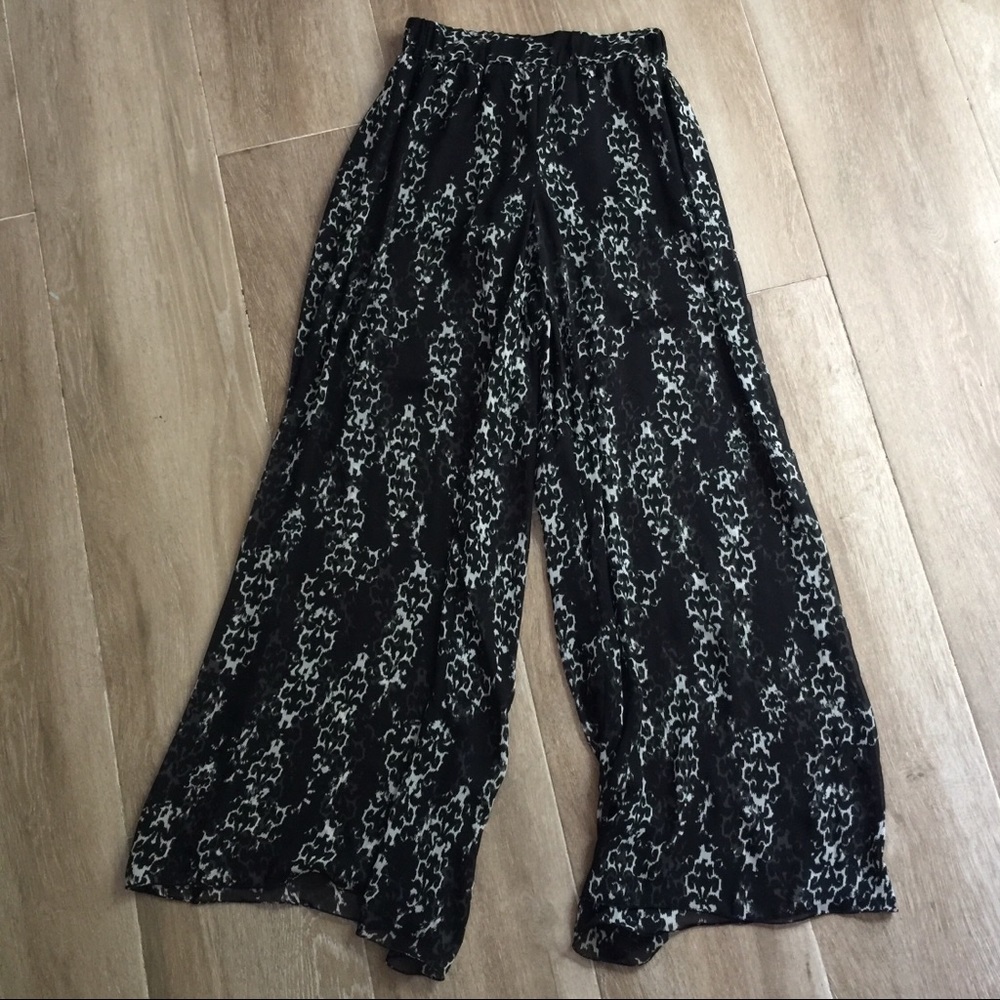 URBAN HEARTS wide leg pant